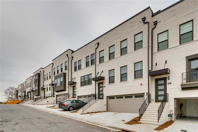 Foto del edificio - 860 Stonehill Ln NE