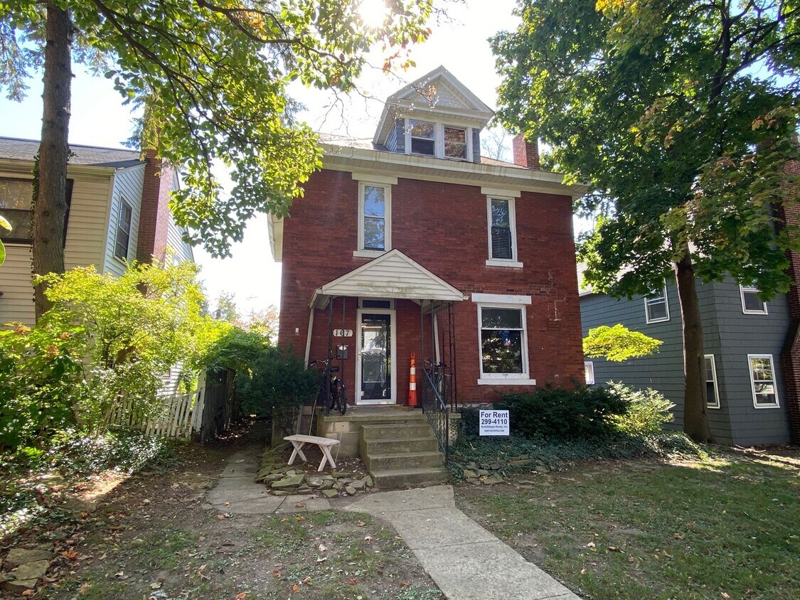 Foto principal - 167 E Oakland Ave
