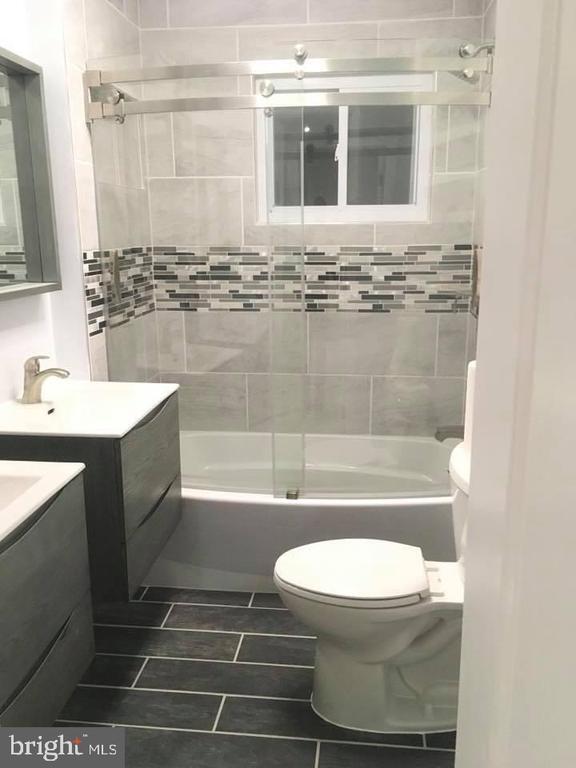 Building Photo - 13807 Eastland St