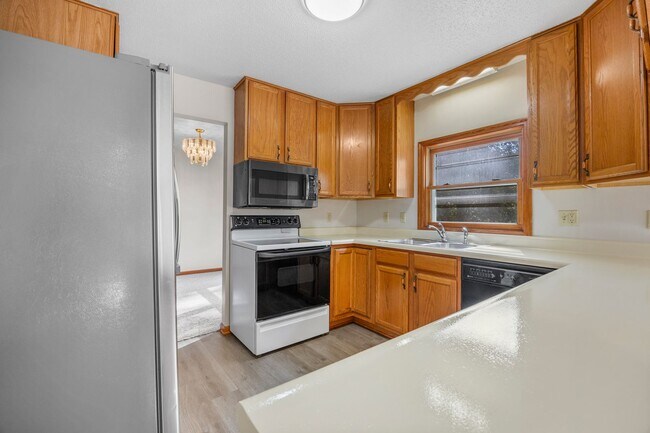 Foto del edificio - 3801 Pebble Ct