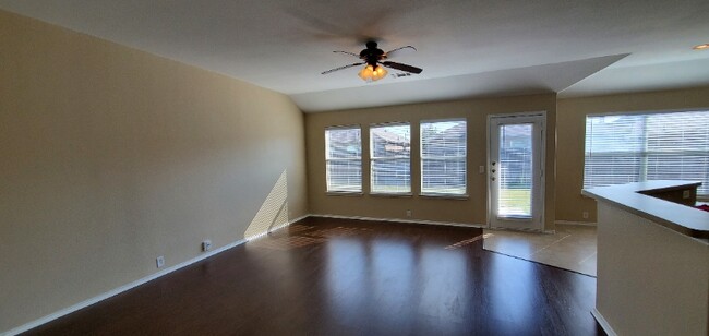 Photo - 1808 Morning Dove Dr House