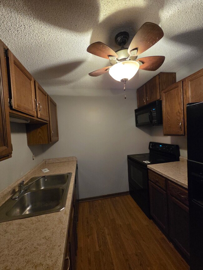 Foto del edificio - 2220 Valleyhigh Dr NW