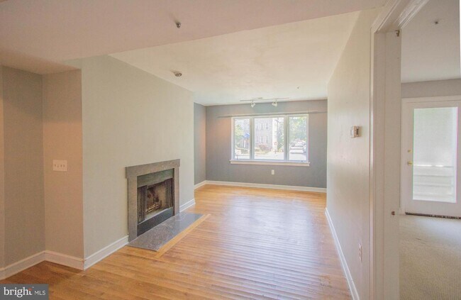 Foto del edificio - 1926 16th St NW