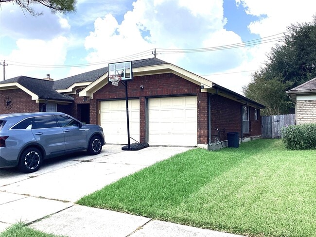 Building Photo - 4626 Stonemede Dr