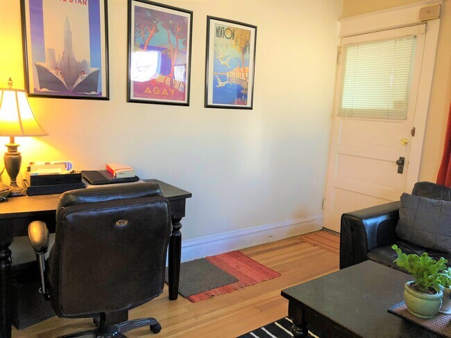 Living Space - 21 E 3rd Ave
