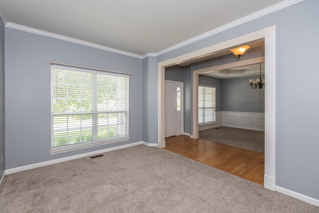 Building Photo - 1384 Briar Creek Dr