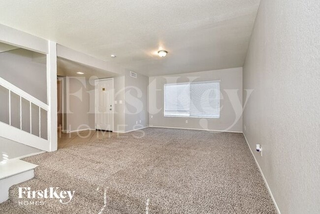 Foto del edificio - 3909 Almondwood Dr