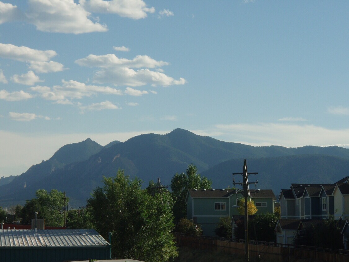 1021 Laramie Blvd Unit E, Boulder, CO 80304 Condo for Rent in Boulder