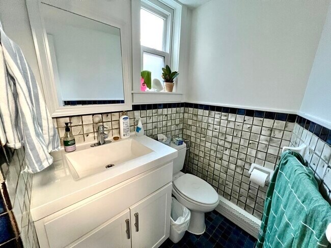 Foto del edificio - 8 Inman St