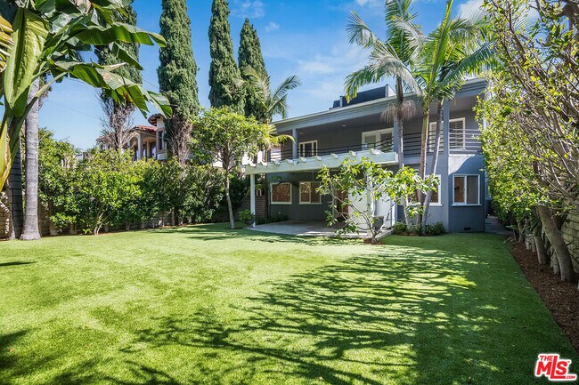 Foto del edificio - 161 N Hamel Dr