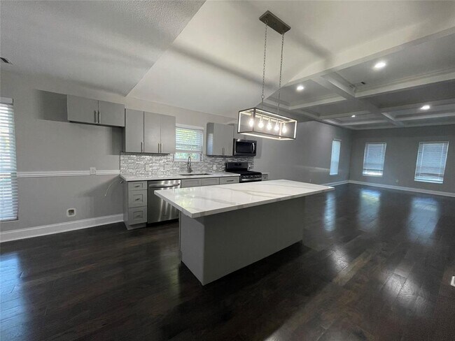 Building Photo - 401 Walton St