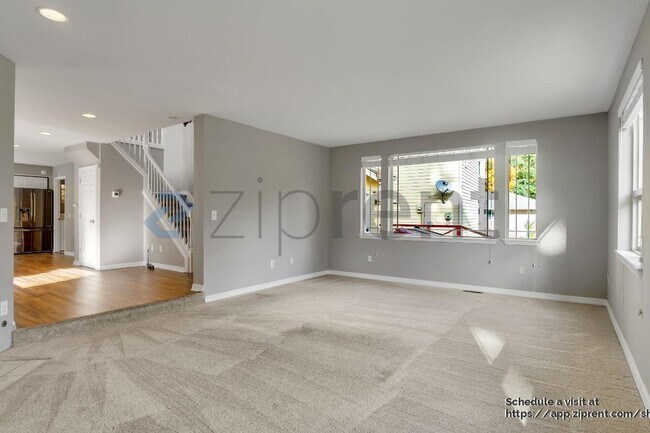 Foto del edificio - 25125 Reith Rd