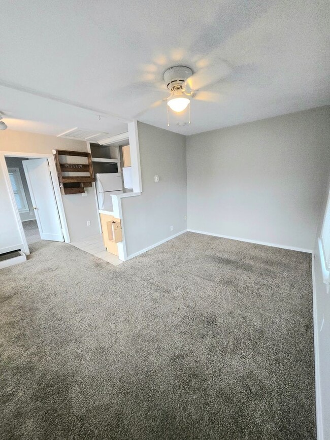 Building Photo - 1720 H St