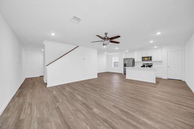 Building Photo - 21333 FM 1488 Rd