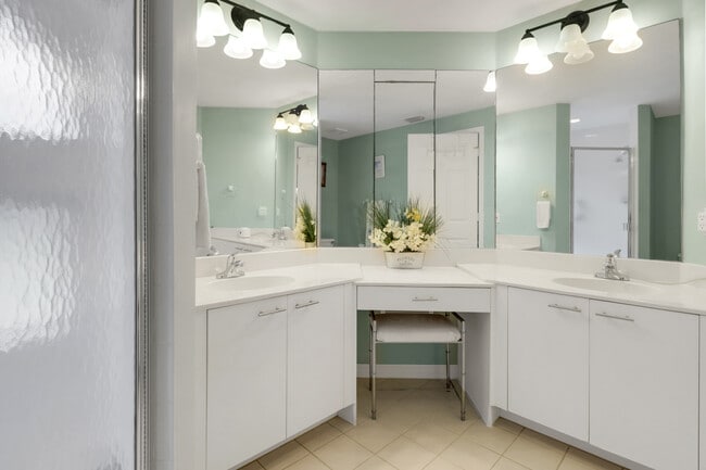 Foto del edificio - 2820 Citrus Lake Dr