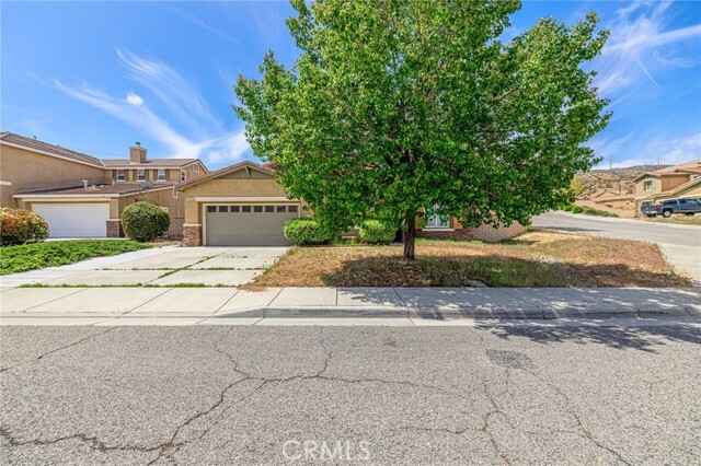 Building Photo - 2400 Allyssum Pl