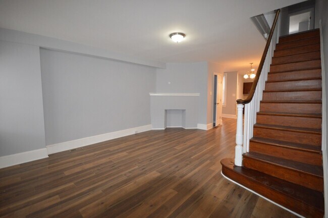 Building Photo - 122 W Sedgwick St