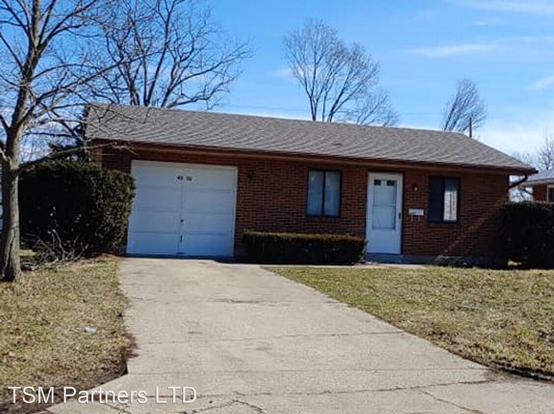 2 br, 1 bath House 4232 Merrimac Avenue House Rental in Dayton, OH