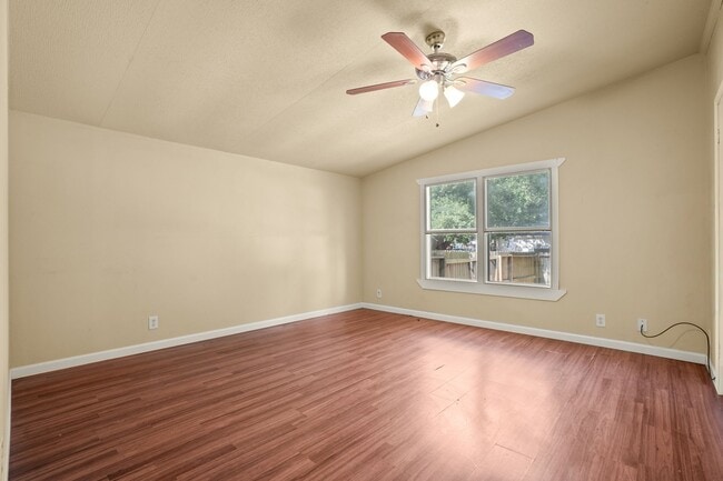 Building Photo - 16263 Kanani Ct