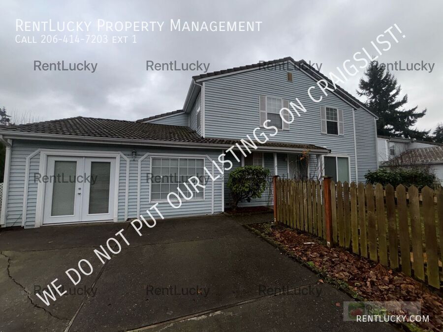 Foto principal - Cute & LARGE 3-Bedroom Home in Birchwood V...