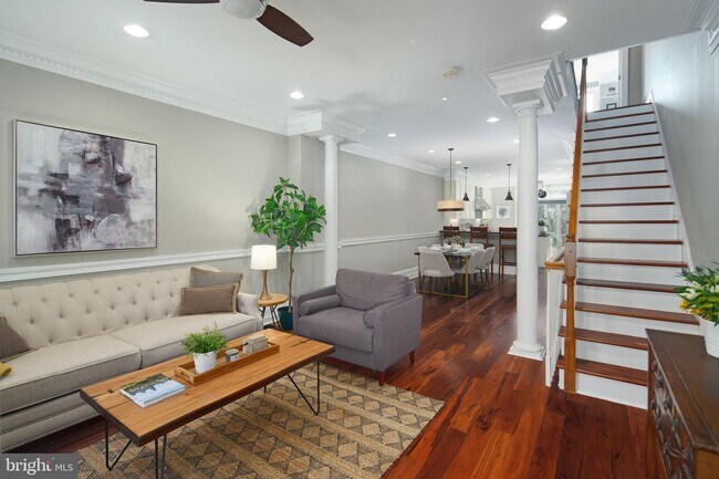 Foto del edificio - 2520 Brown St