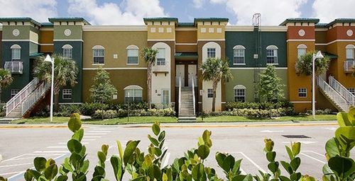 Foto principal - 3661 Quantum Blvd