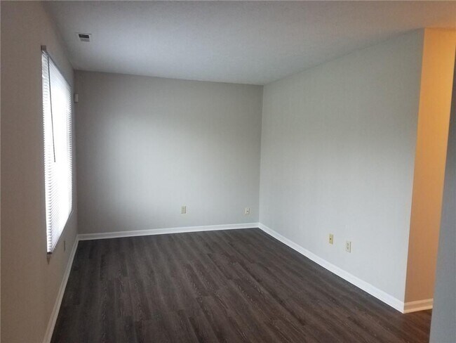 Building Photo - 3741 Black Locust Dr