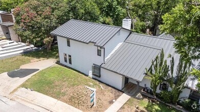 Building Photo - 2814 Windsor Rd