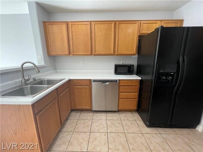 Foto del edificio - 3947 Starfield Ln