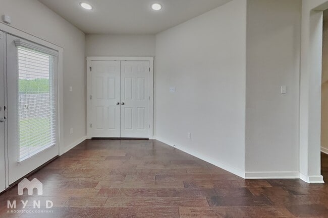 Foto del edificio - 16304 Travesia Way
