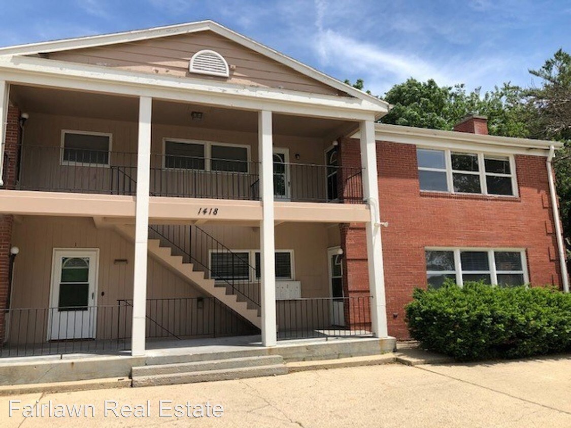 Primary Photo - 1418 Lincolnshire Dr