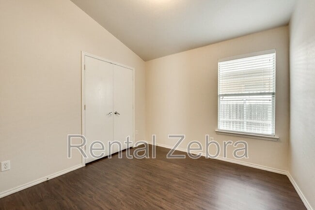 Building Photo - 1256 Kielder Cir