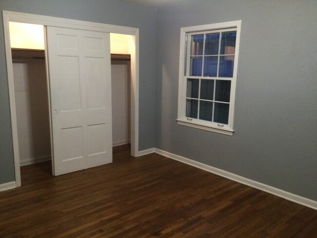 Building Photo - 1671 Glenwyck Pl
