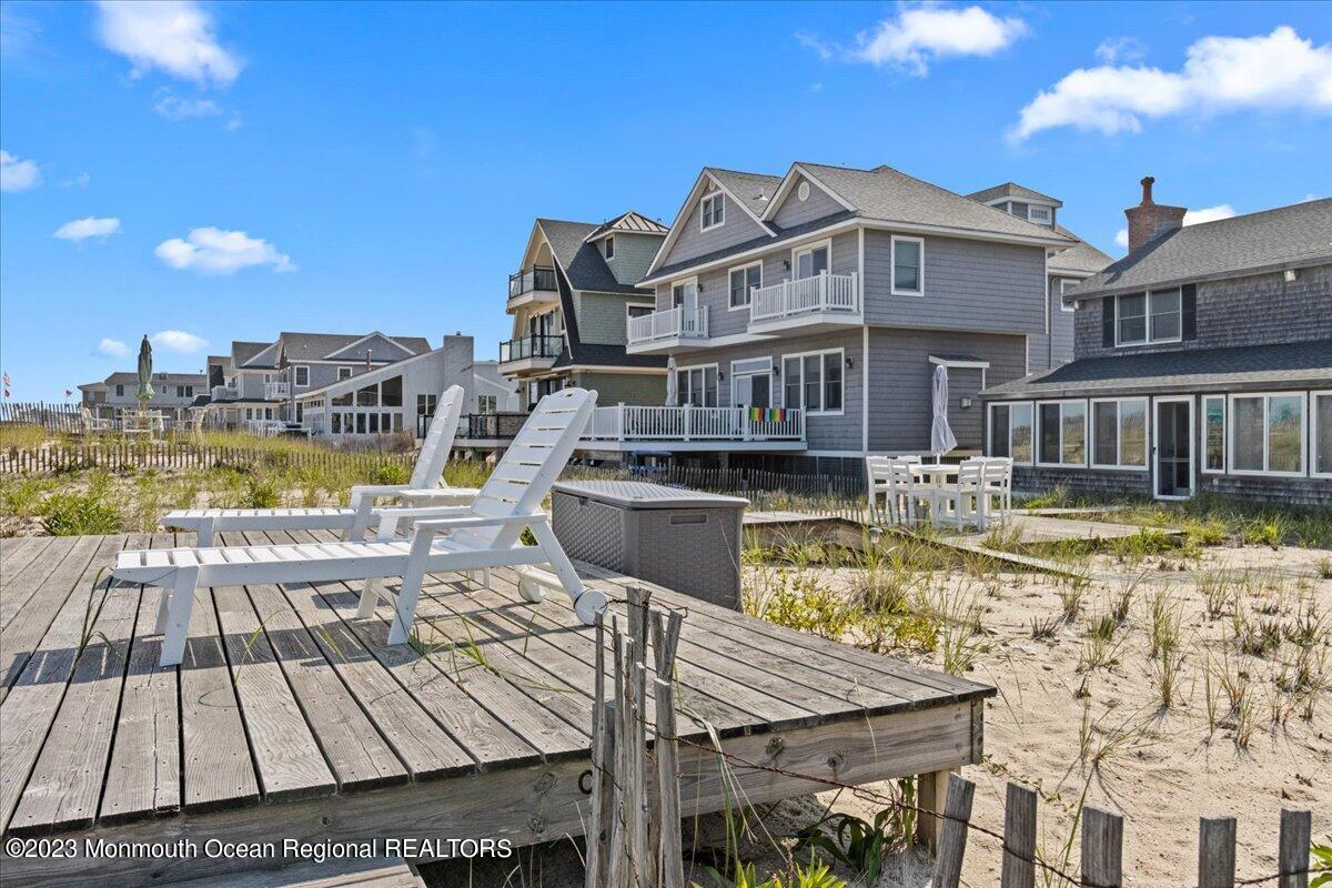 Primary Photo - 1427 Ocean Front