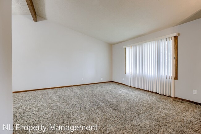 Building Photo - 3 br, 2 bath House - 12731 S 38th St.