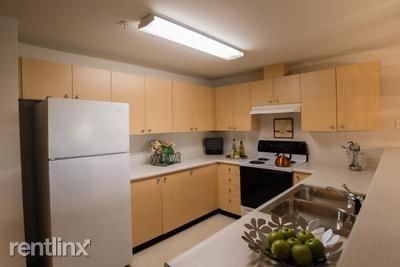 Foto principal - 12522 8th Ave W