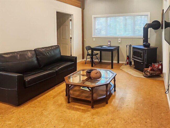 Foto del edificio - 218 Ironwood Dr