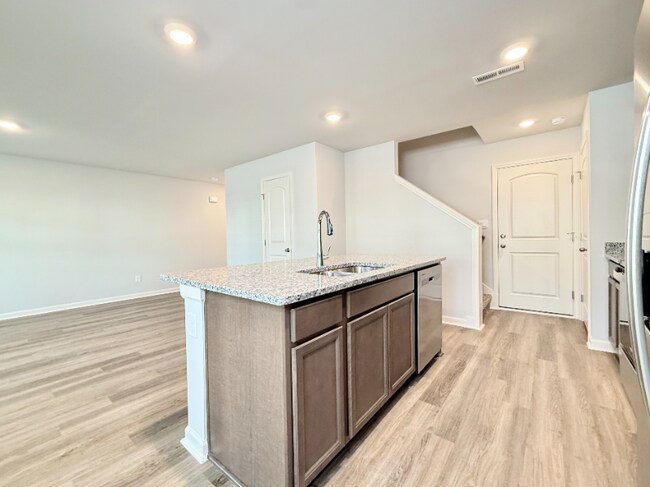 Foto del edificio - 21432 Scuttle St