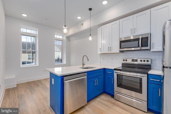 Building Photo - 1535 N 6th St