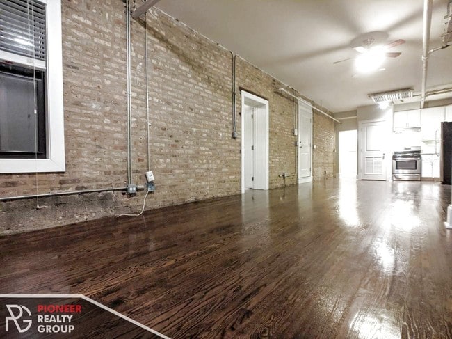 Building Photo - 5158 N Leavitt St