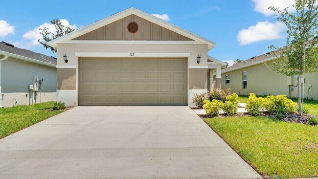 Foto del edificio - 727 Chestnut Ln