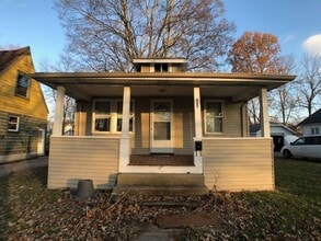 Building Photo - 625 N Twelfth St