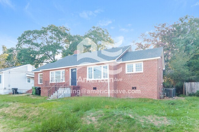 Foto del edificio - 3508 17th Ave