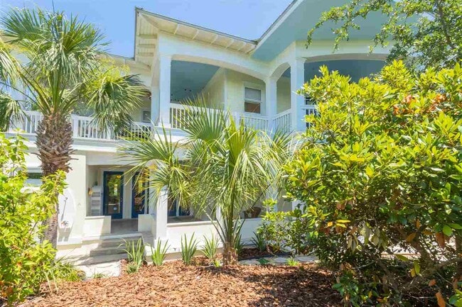 Foto del edificio - 521 Barefoot Trace Cir