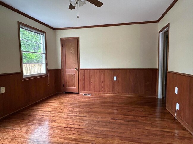 Foto del edificio - 408 Palm Dr S