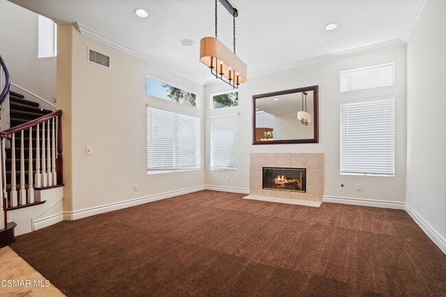 Building Photo - 6077 Mandeville Pl