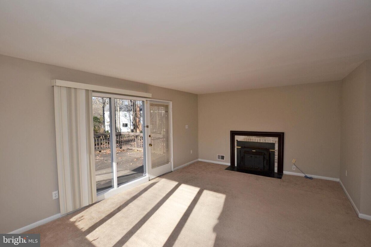 2432 Freetown Dr, Reston, VA 20191 House Rental in Reston, VA