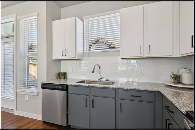 Building Photo - 9701 Theo Trl