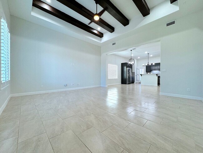 Foto del edificio - East El Paso 4 bed Refrig A/C with Gorgeou...