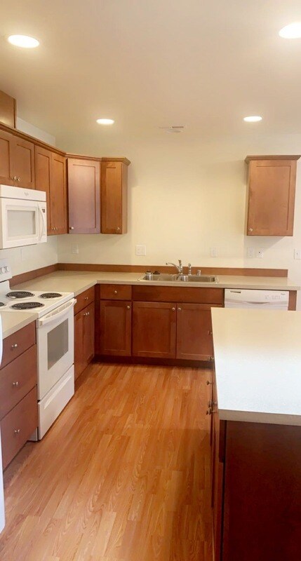 Foto principal - 225 S 7th St